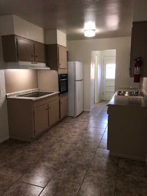 Foto del edificio - 4502 Zuni Rd SE