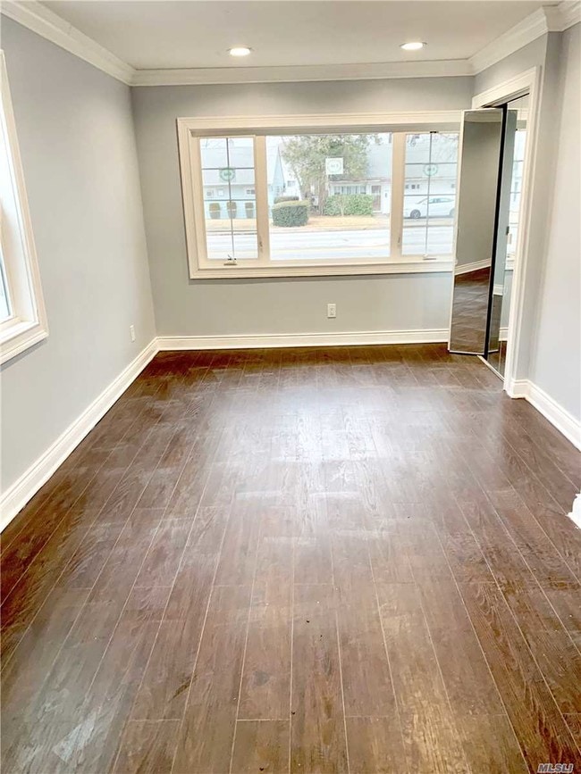 Building Photo - 531 Old Country Rd