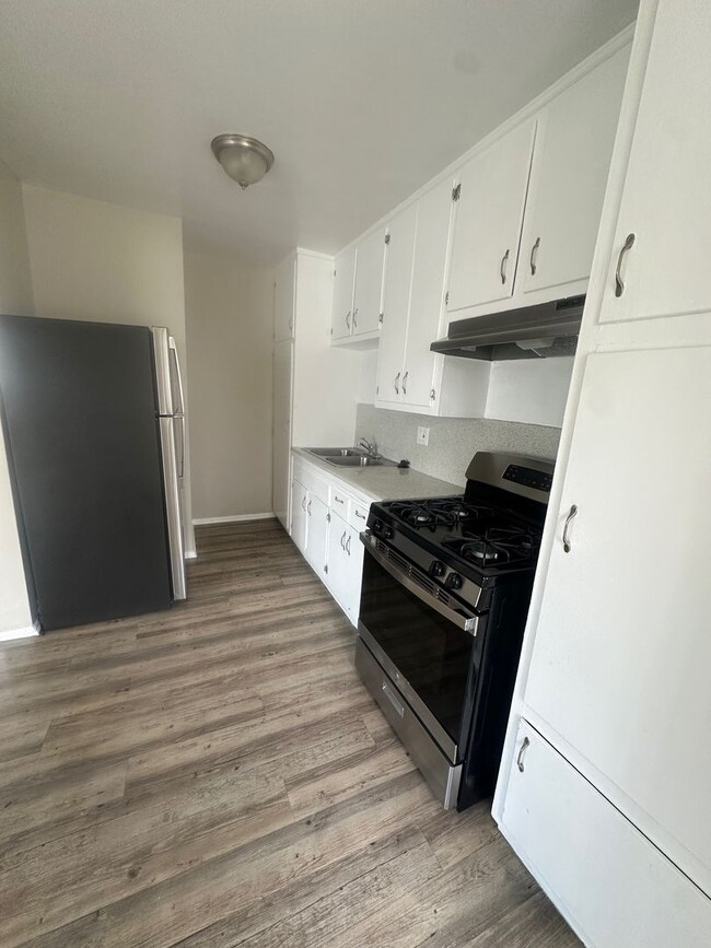 Interior Photo - 11736 S Vermont Ave.