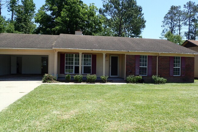 Foto del edificio - 2224 Pin Oak Cir