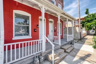 Building Photo - 645 Camp St
