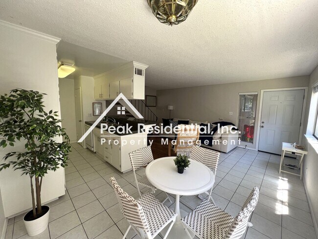 Building Photo - 2 br, 1 bath House - 9067 Pinata Wy #3