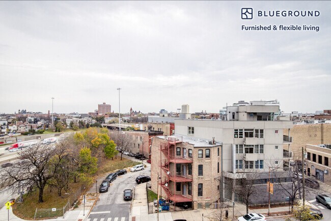Building Photo - 740 N Aberdeen St