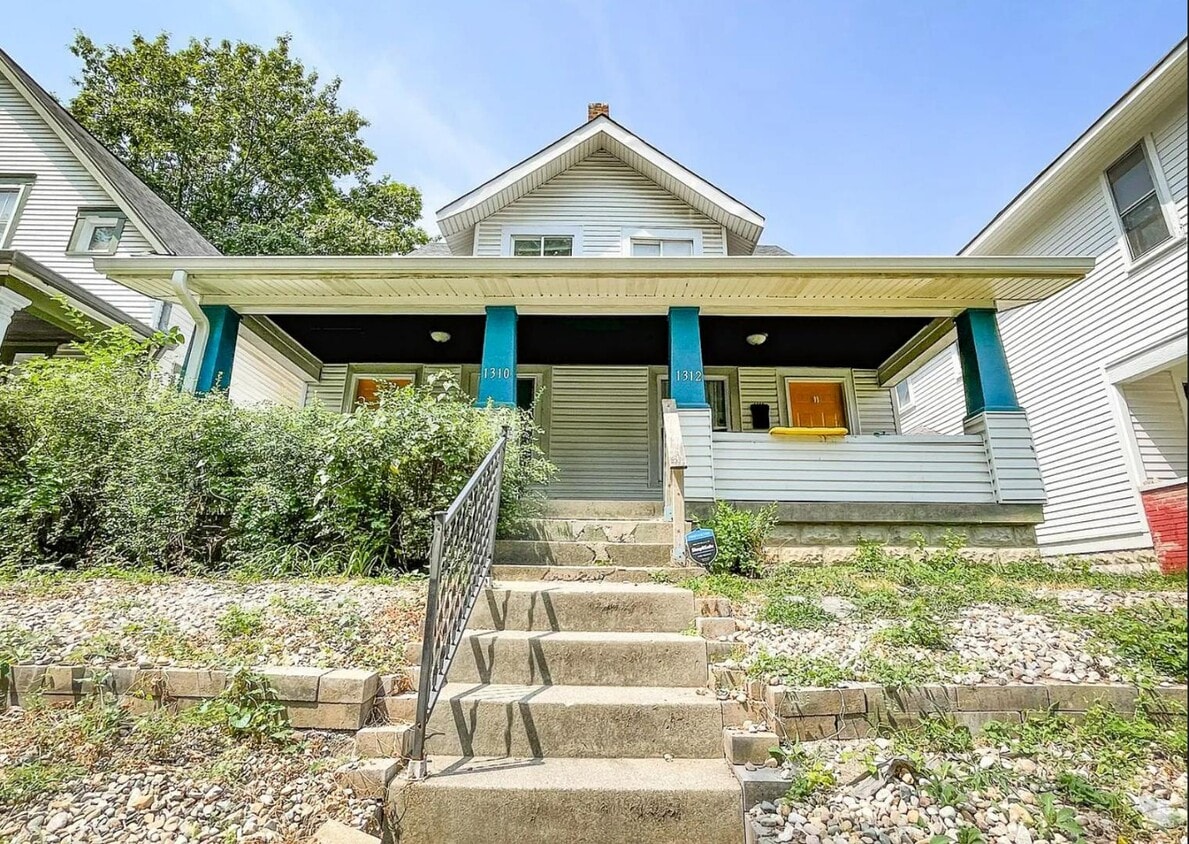 1310-1312 N Oxford St - 1310-1312 N Oxford St