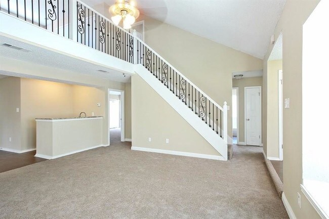 Foto del edificio - 8713 Wood Glen Dr