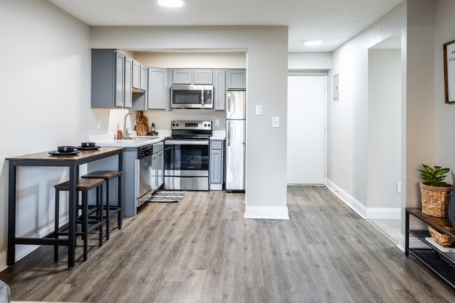 Foto del edificio - 603 Hanna Ave Apartments