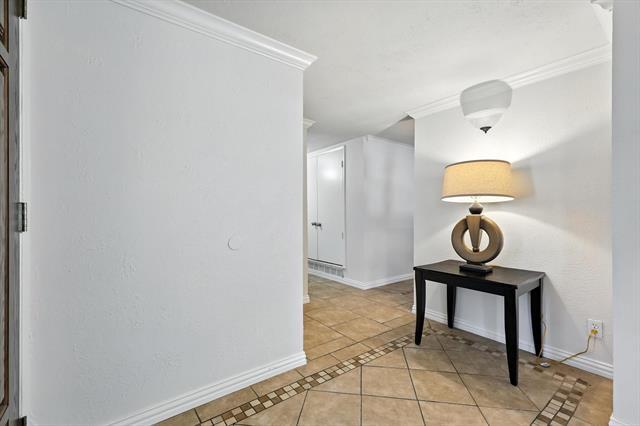 Building Photo - 5024 Middleton Cir