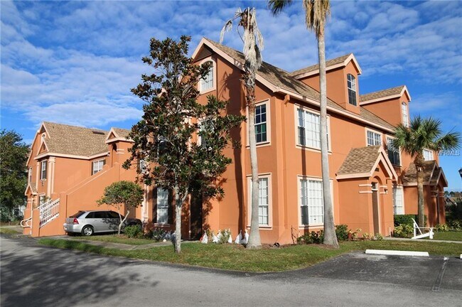 Foto del edificio - 9744 Lake Chase Island Way