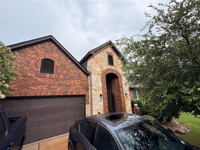 Building Photo - 2905 Long Lasso Pass