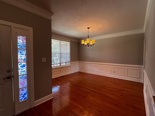 Foto del edificio - 625 Cornerstone Pl