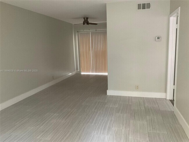 Foto del edificio - 510 SE 9th St