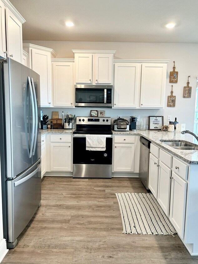 Foto principal - 116 Carriage Rd