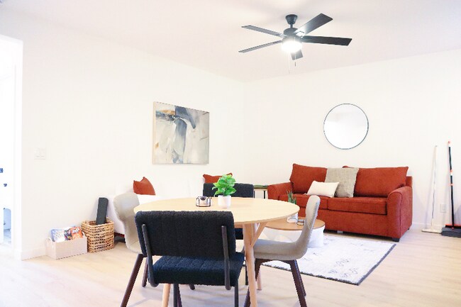 Foto del edificio - 4205 Mason St
