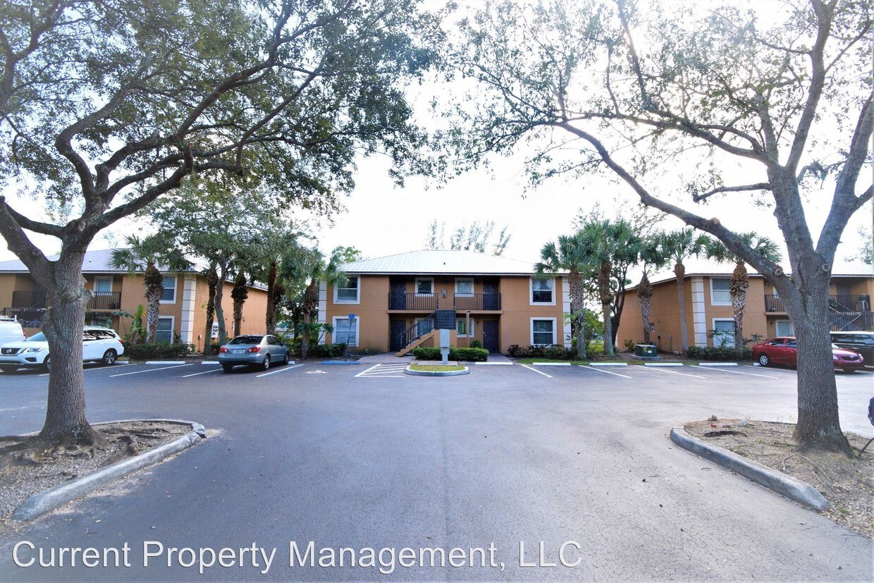 Foto principal - 5248 16th Pl SW