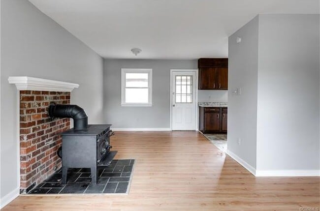 Building Photo - 9007 Deerwater Terrace