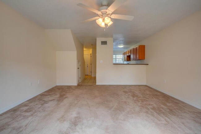 Building Photo - 1334 Pascagoula Street, Pascagoula MS 39567