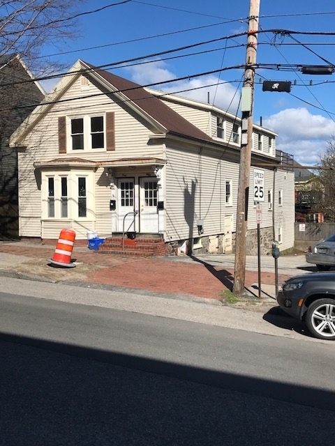 Building Photo - 361 Cumberland Ave