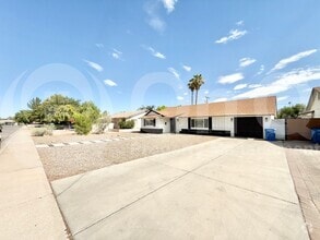 Building Photo - 1725 W Mitchell Dr