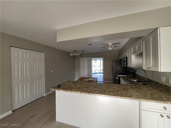 Building Photo - 4530 SW 7th Pl