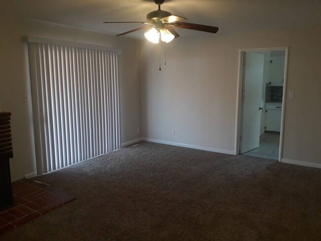 Foto del edificio - Adorable 2 bedroom home in Fresno!