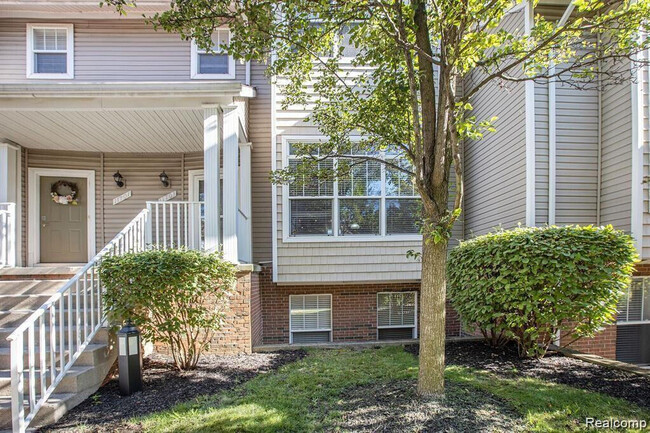 Building Photo - 11703 Squiers Blvd