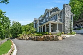Building Photo - 976 Scioto Dr