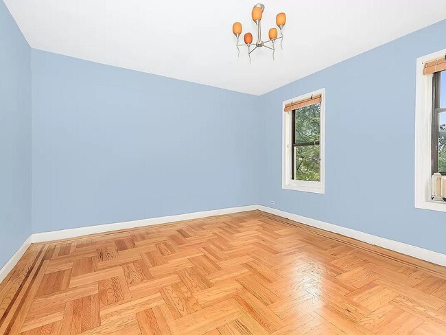 Photo - 3400 Wayne Ave Apartment