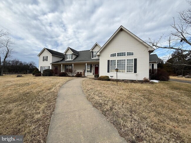 Foto del edificio - 3312 Catlett Rd