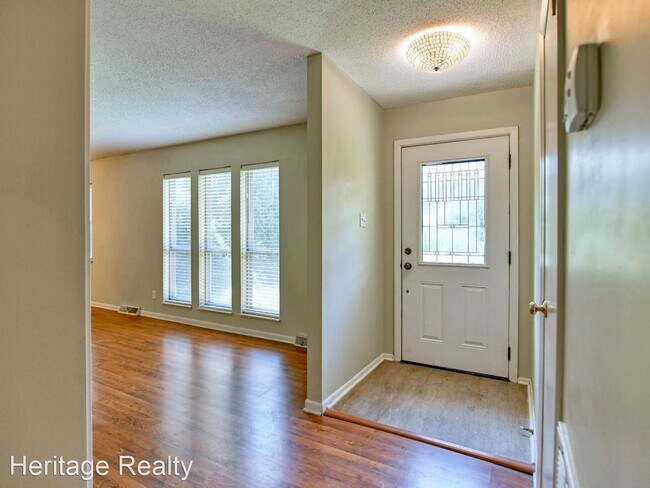 Building Photo - 3 br, 2 bath House - 402 Harrow Road