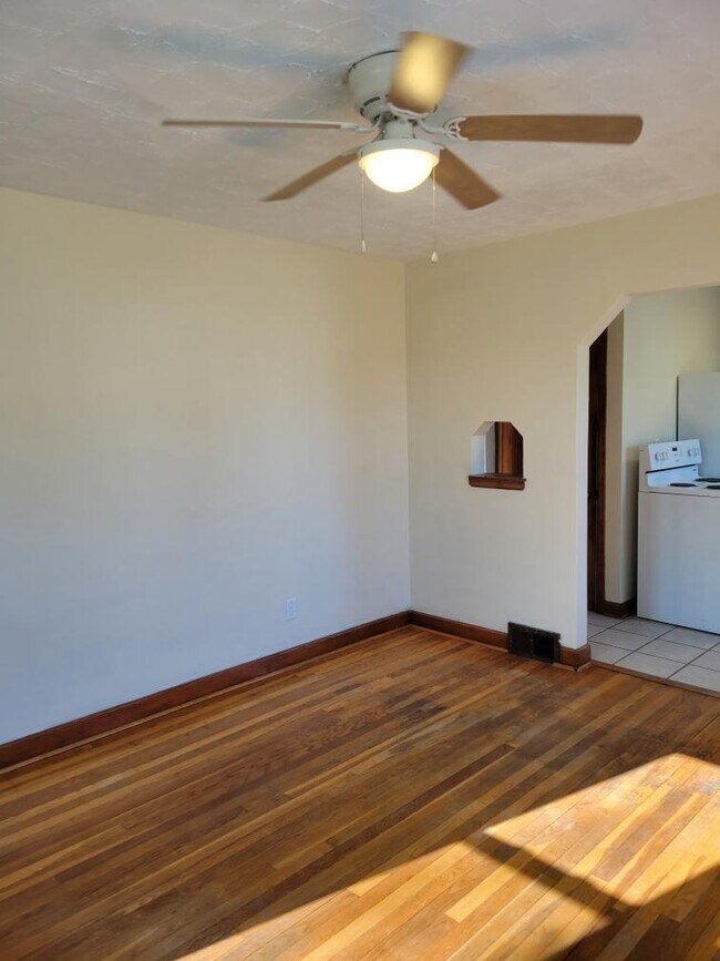 Foto del edificio - 1901 Ann St