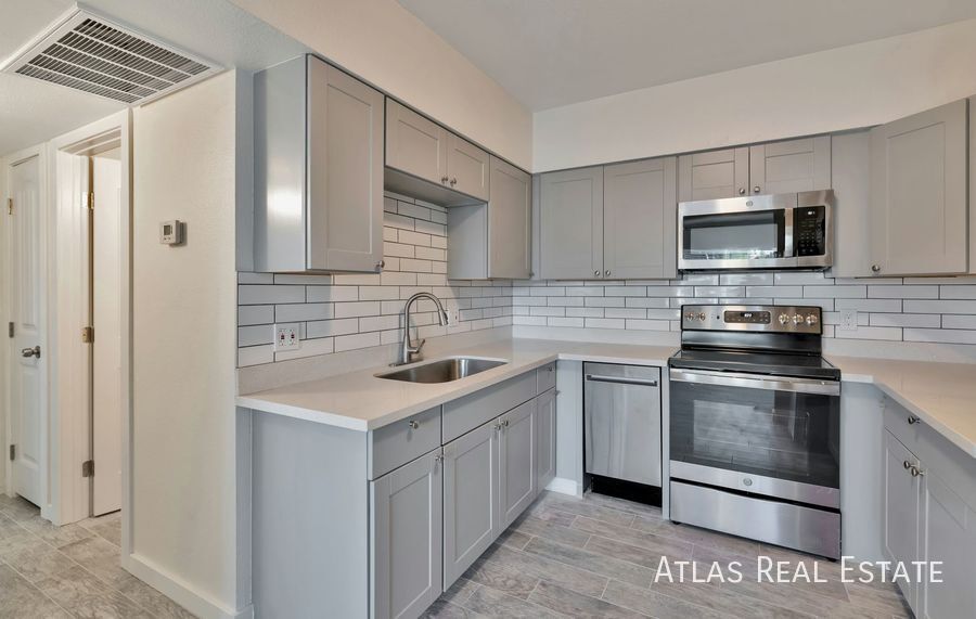 Foto principal - 2530 N 17th Way