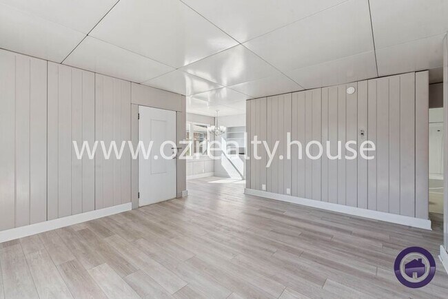 Foto del edificio - 6025 Summit St