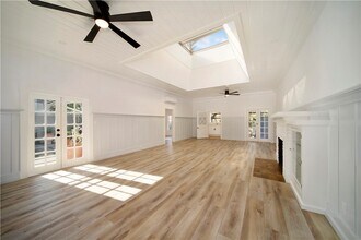 Building Photo - 1175 Glenneyre St Building Photo - 1175 Glenneyre St