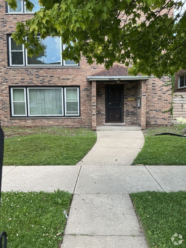 Building Photo - 82 Luella Ave