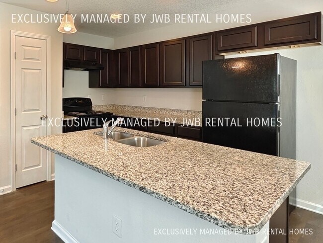 Foto del edificio - 8342 Berry Ave