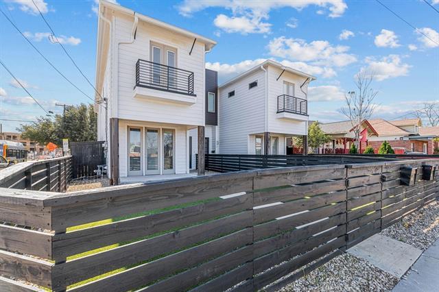 Building Photo - 600 Melba St