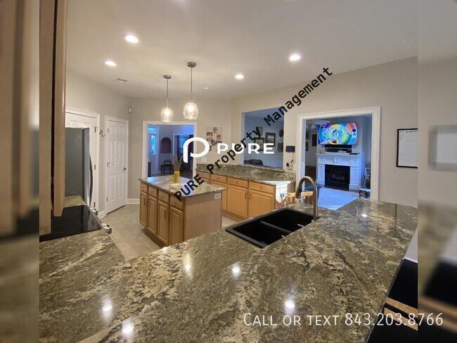 Building Photo - 1119 Holloway Ct