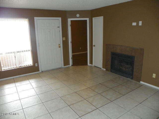 Building Photo - 316 W Tonopah Dr