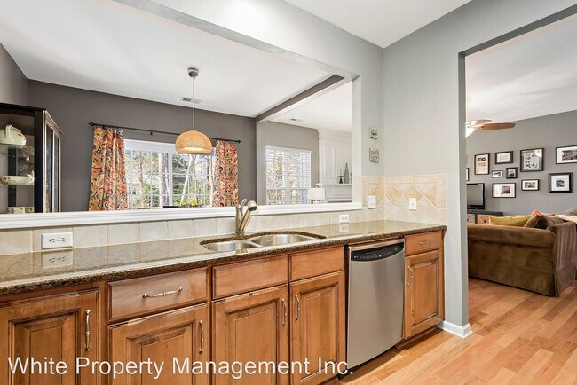 Building Photo - 10306 Blakeney Preserve Dr