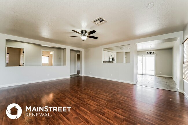 Foto del edificio - 2851 E Liverpool