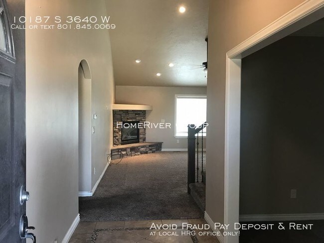 Building Photo - 10187 S 3640 W