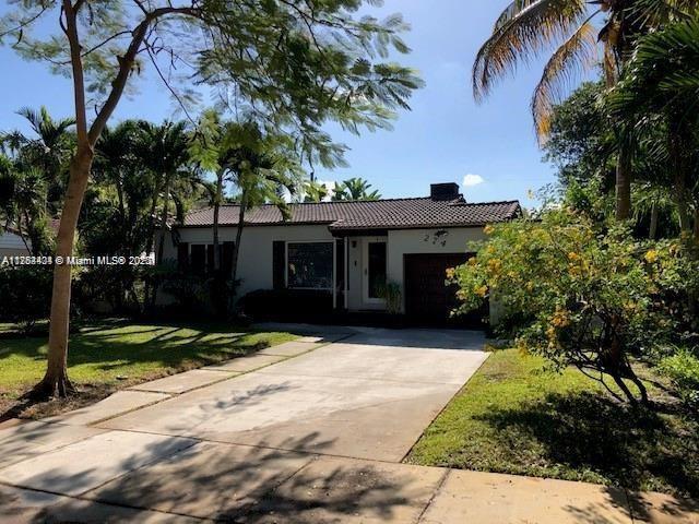 Foto principal - 274 NW 92nd St