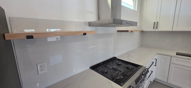 Foto del edificio - 2611 Grove St