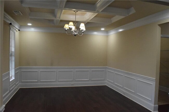 Building Photo - 480 Meadow Hill Dr