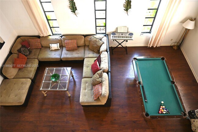 Foto del edificio - 1104 Washington St