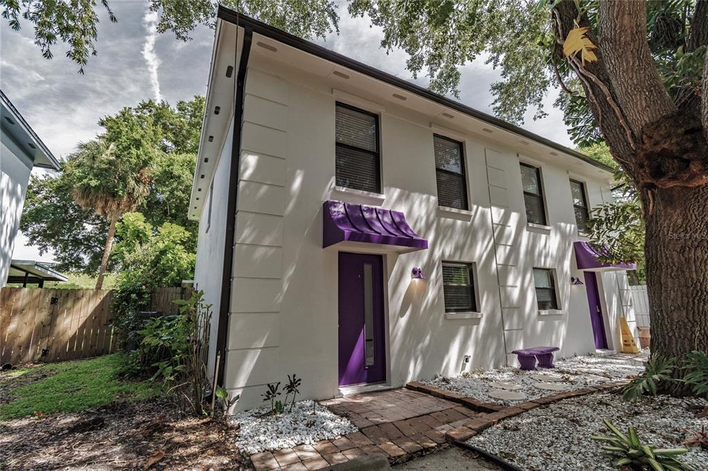 Primary Photo - 2417 W Stroud Ave
