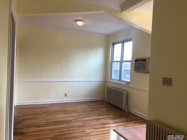 Building Photo - 146-45 58th Rd