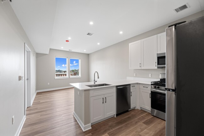Building Photo - 475 Communipaw Ave