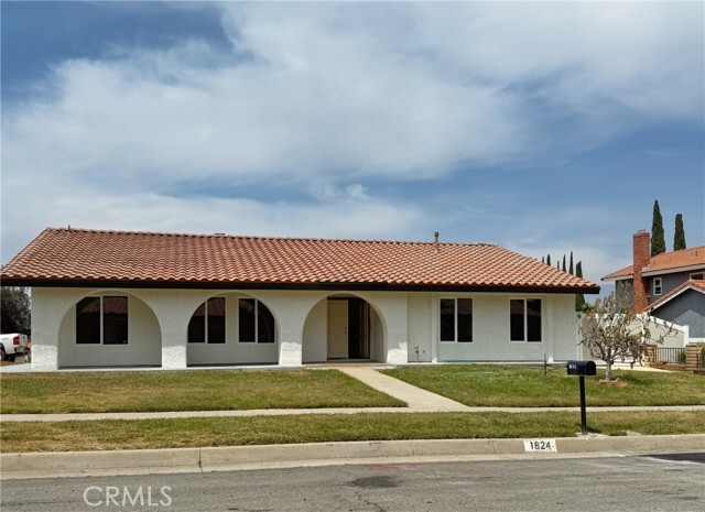 Primary Photo - 1624 Cordova Ave