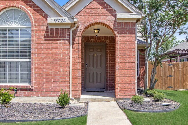 Foto del edificio - 9724 Preston Vineyard Dr